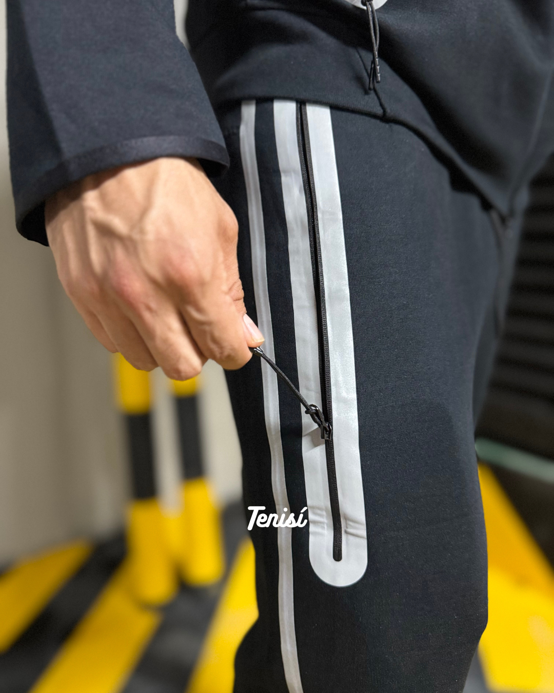 Nike Tech Fleece Tracksuit Reflective "Black”