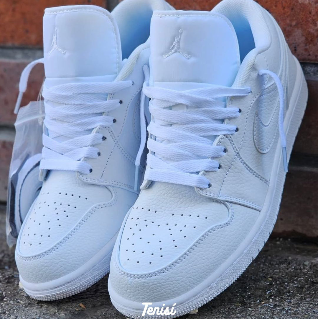 Nike Jordan 1 “Triple White”