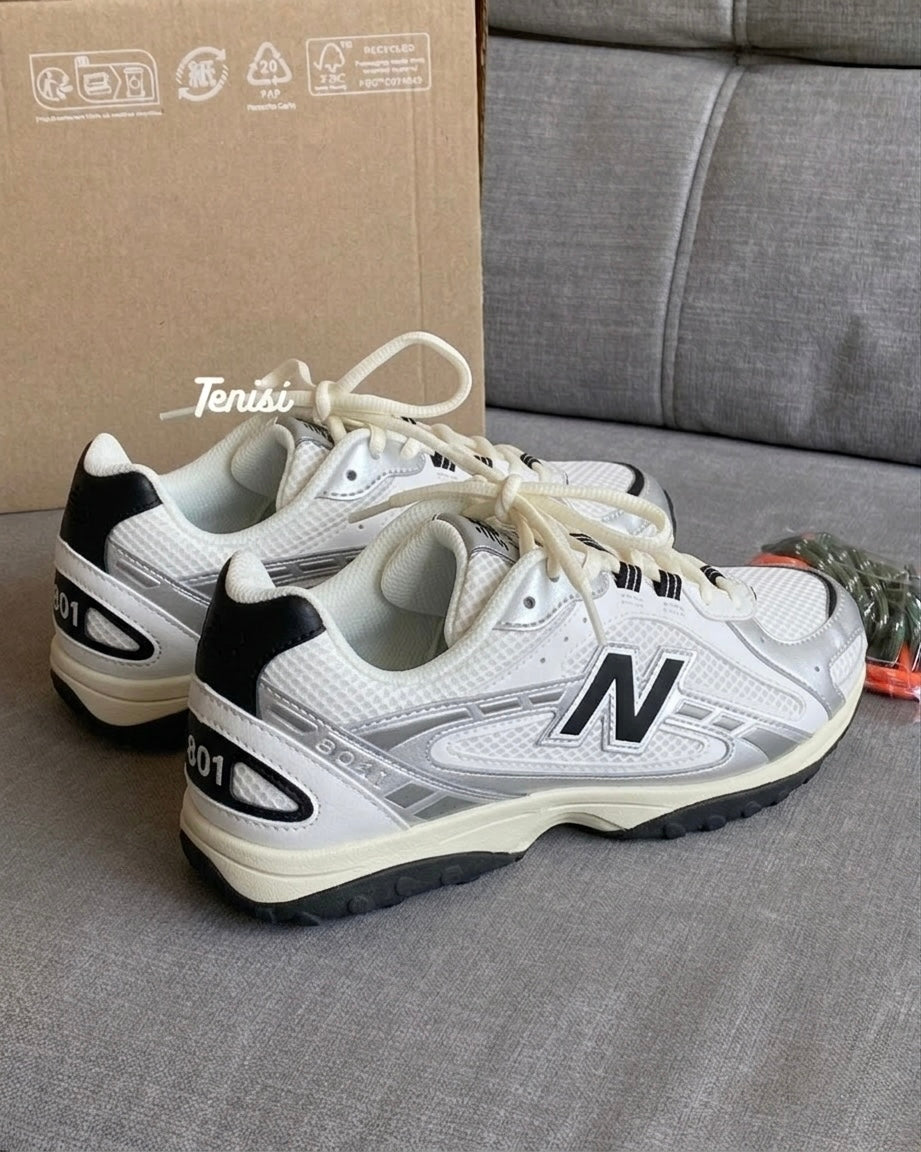 New Balance 204L “Grey”