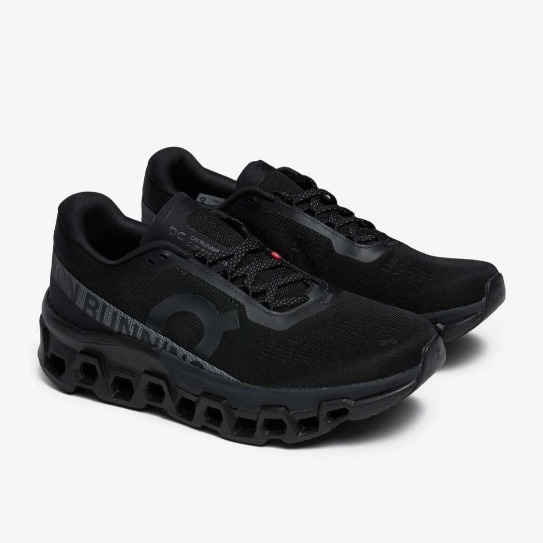 ON CLOUDMONSTER + OBSEQUIO UN PAR DE MEDIAS NIKE®
