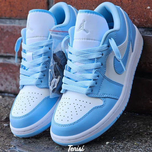 Air Jordan 1 Low “UNC”