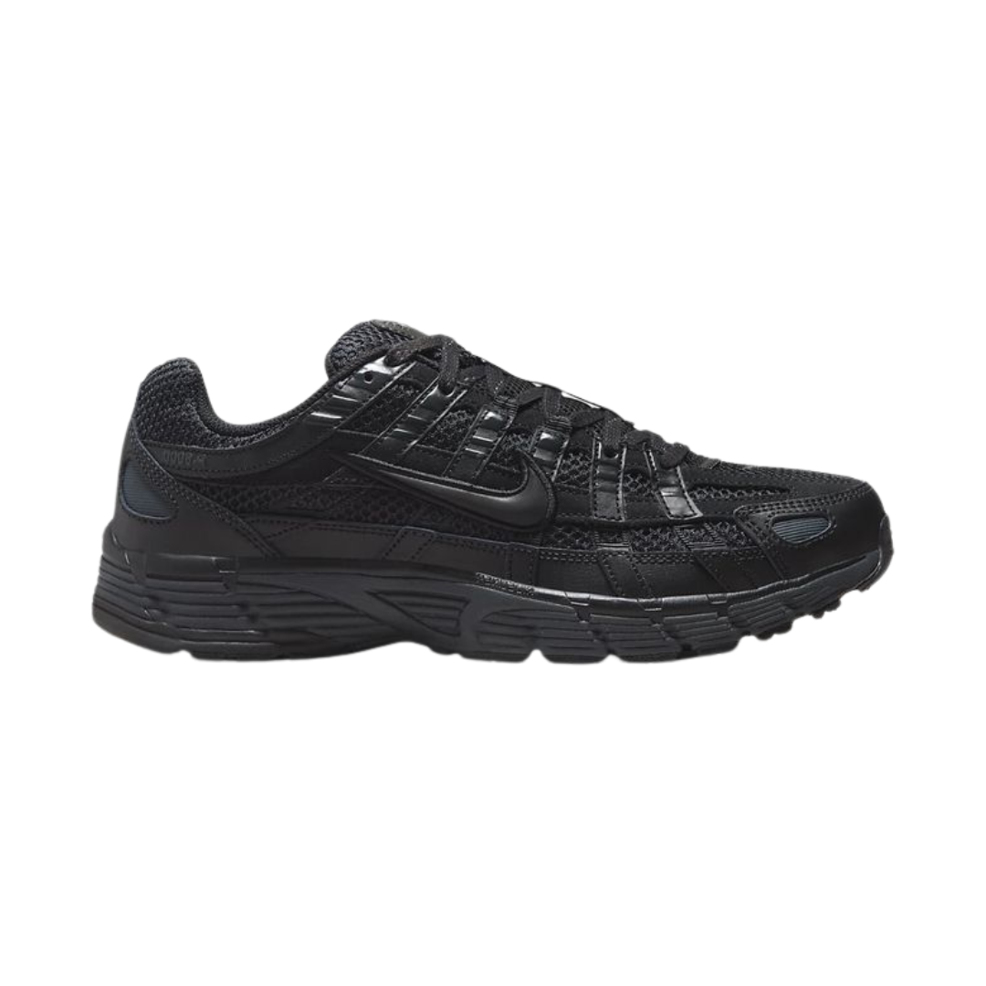 NIKE P6000