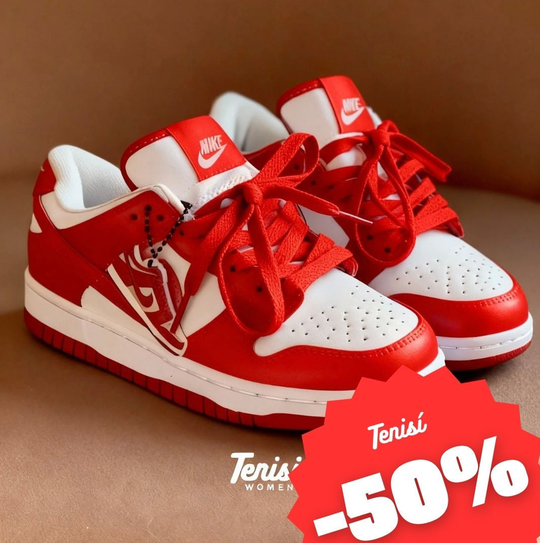 Nike Dunk Low "Red"