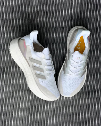 adidas Ultraboost 5 "Beige"
