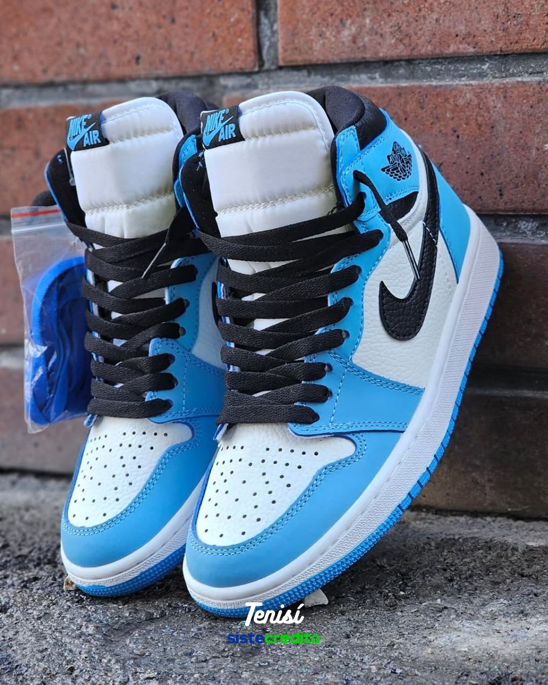 Air Jordan 1 “UNC”