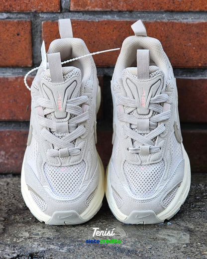 Nike V5K Beige